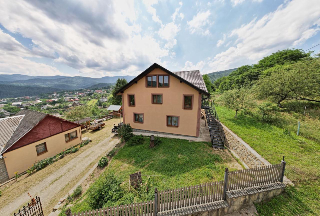 Gazdіvska Hata Guest House Yaremche Exterior foto