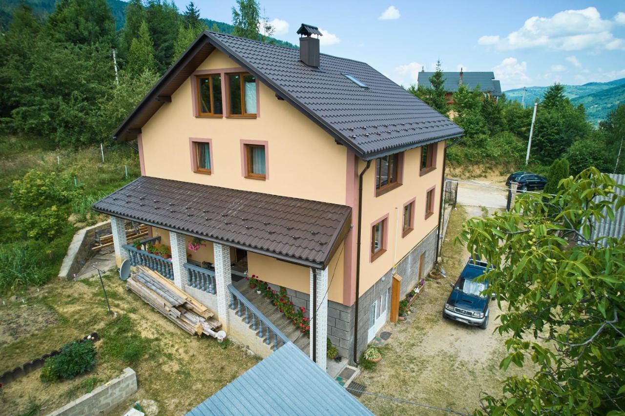 Gazdіvska Hata Guest House Yaremche Exterior foto