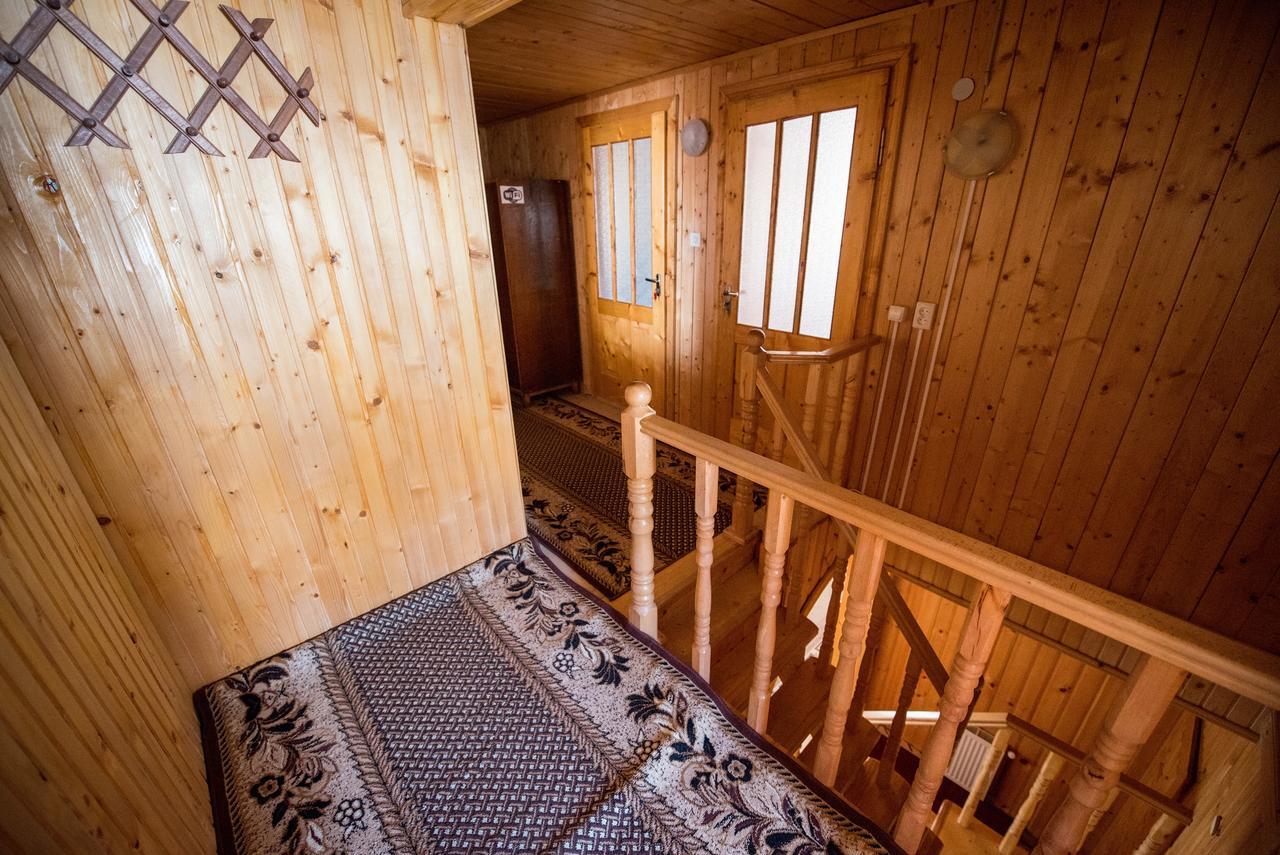 Gazdіvska Hata Guest House Yaremche Exterior foto