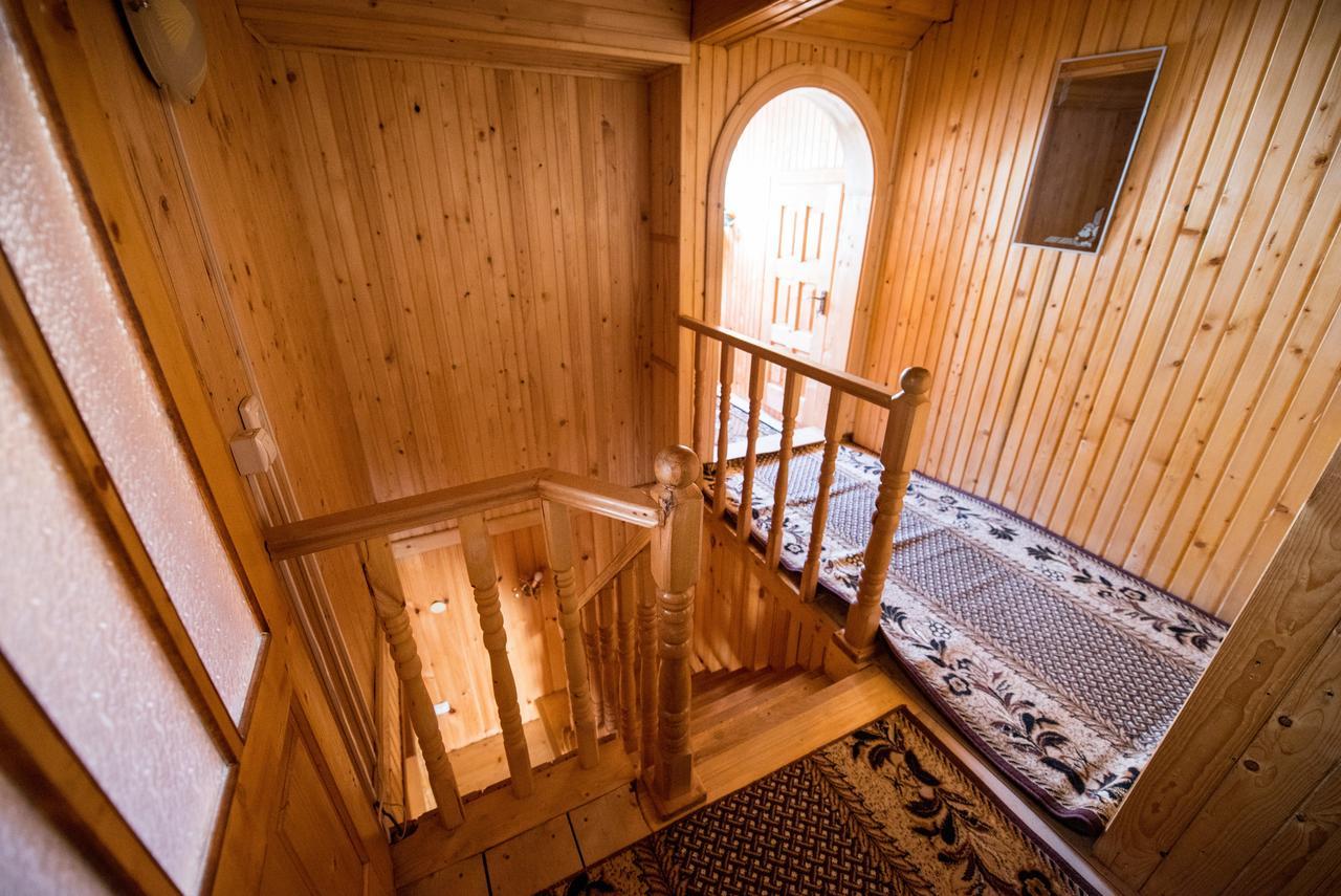 Gazdіvska Hata Guest House Yaremche Exterior foto